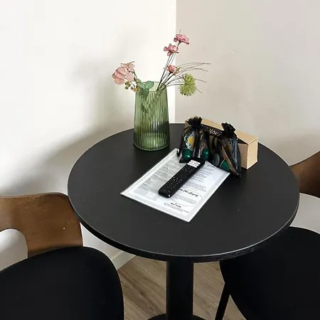 Private Room In Raamsdonksveer, Business Stays Raamsdonksveer