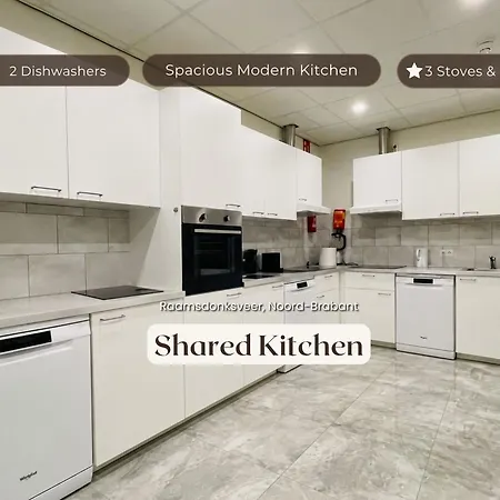Chic W Bathroom & Kitchen *